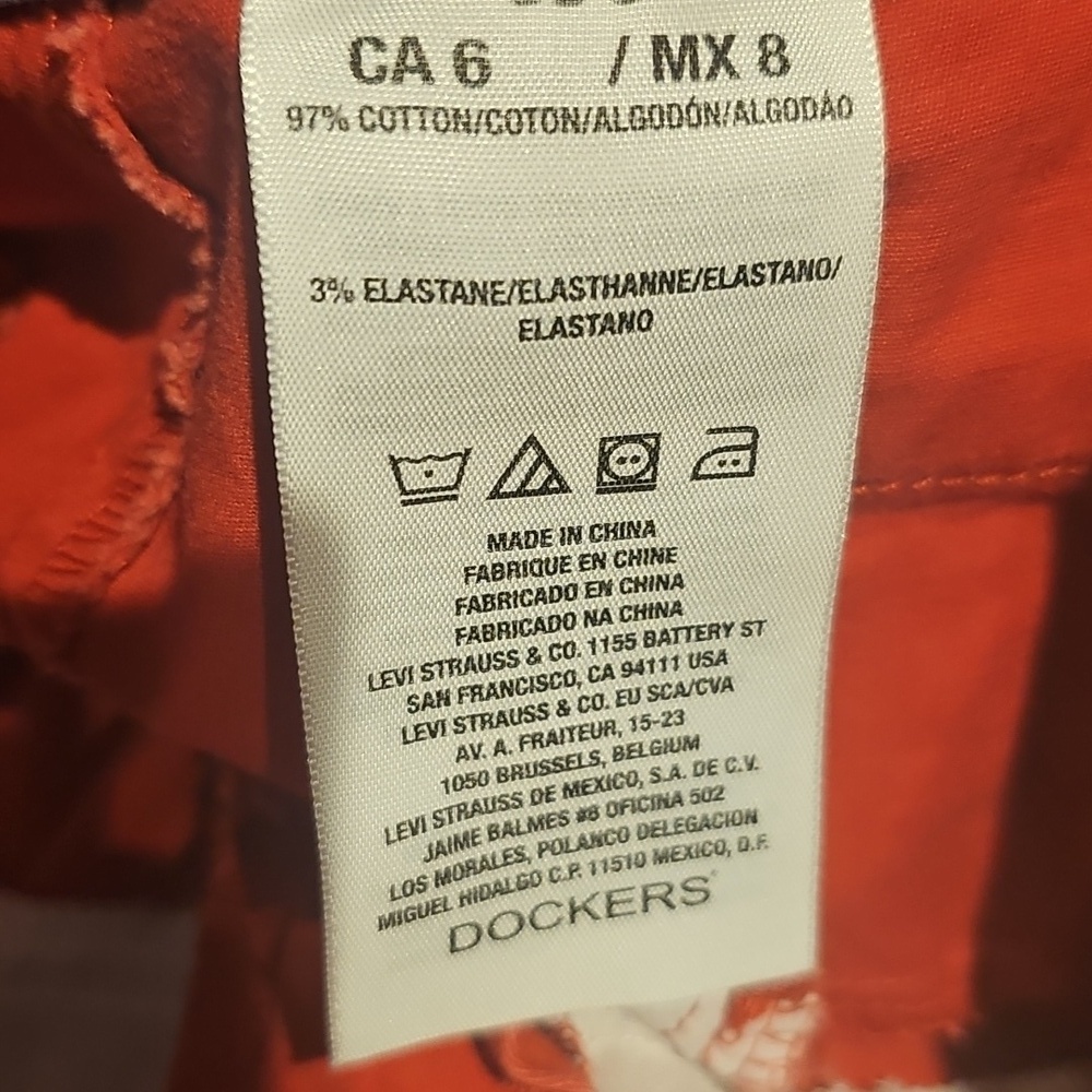 3/$25 Dockers Size 6 Rust Colored Shorts - Picture 3 of 4